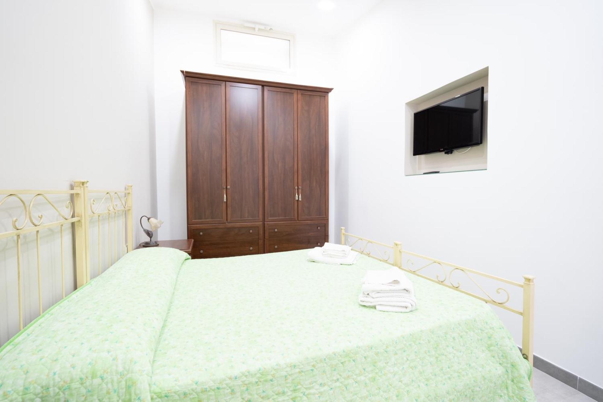Casa Vacanza Serafino Daire Katanya Dış mekan fotoğraf